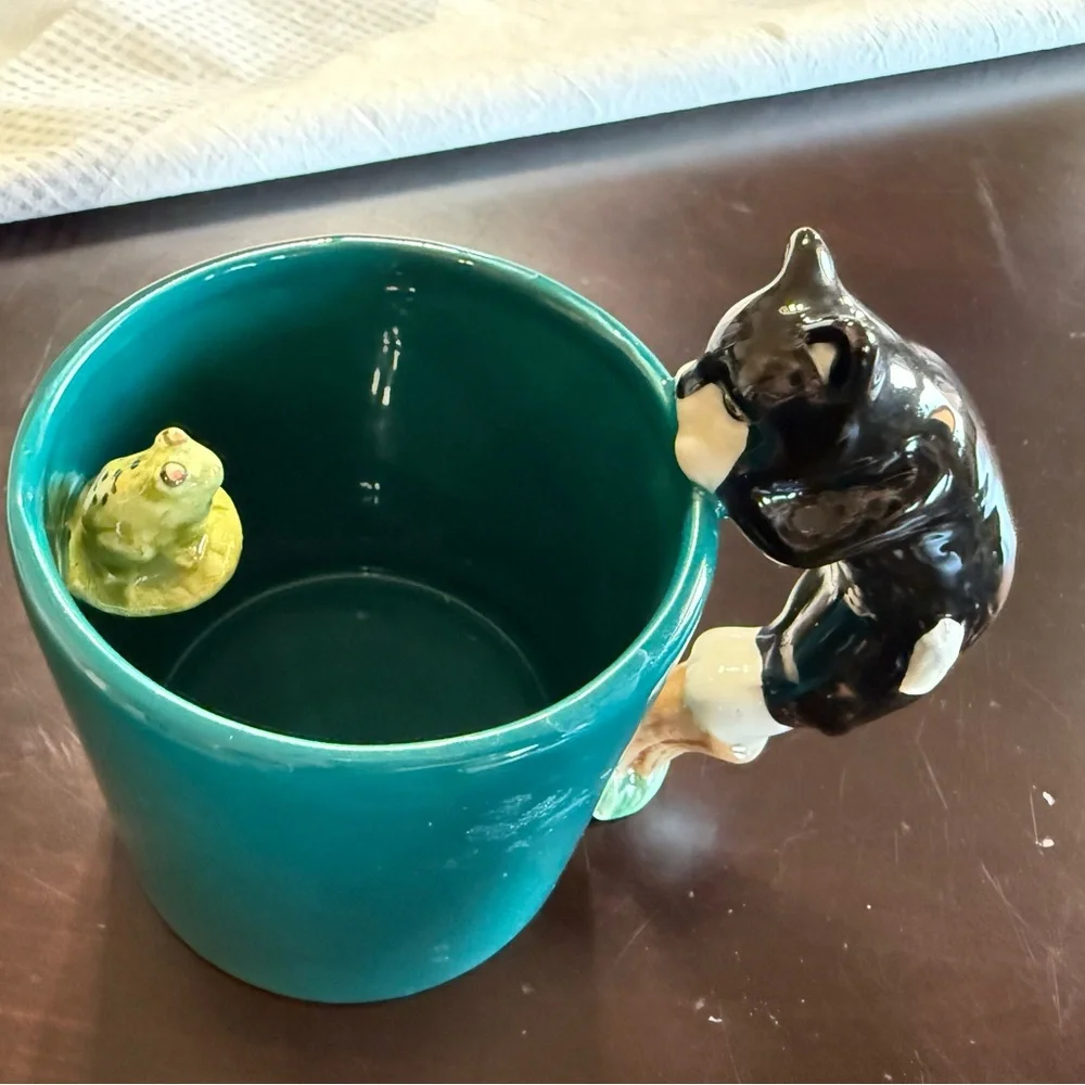 Vintage Teal Mug‎ with Cat and Frog Design
